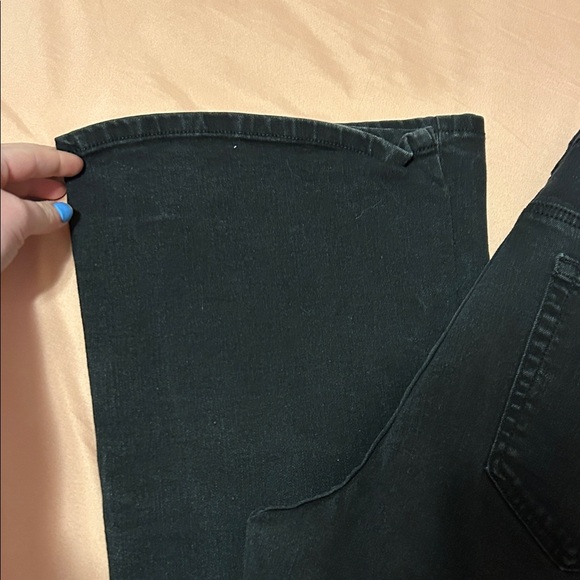 Seven7 Women's Black Flare Jeans - Picture 4 of 5
